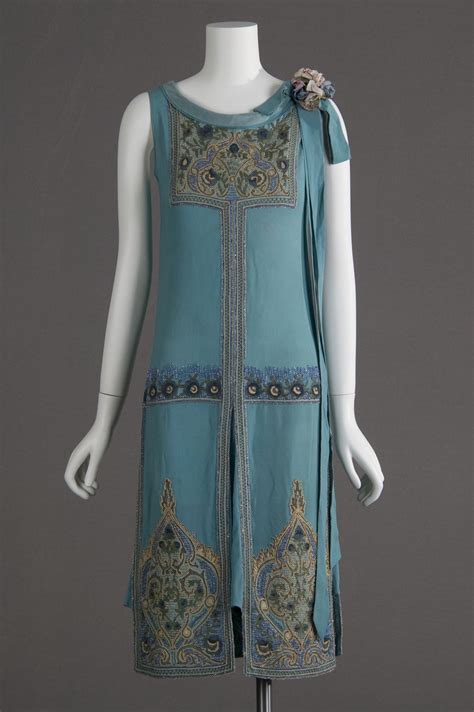 coco chanel 1920s dress|coco chanel evening gowns.